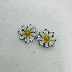 Kate Spade Daisy Earrings